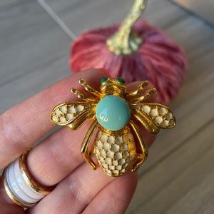 Stella and Dot Bee Brooch